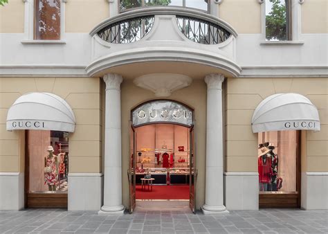 tiendas gucci madrid|gucci fundador.